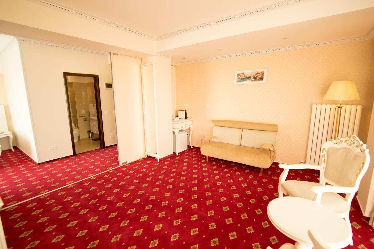 Msr Port Hotel Mangalia Extérieur photo